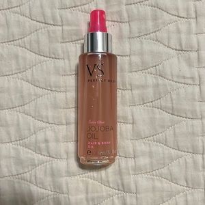 Victoria’s Secret jojoba oil